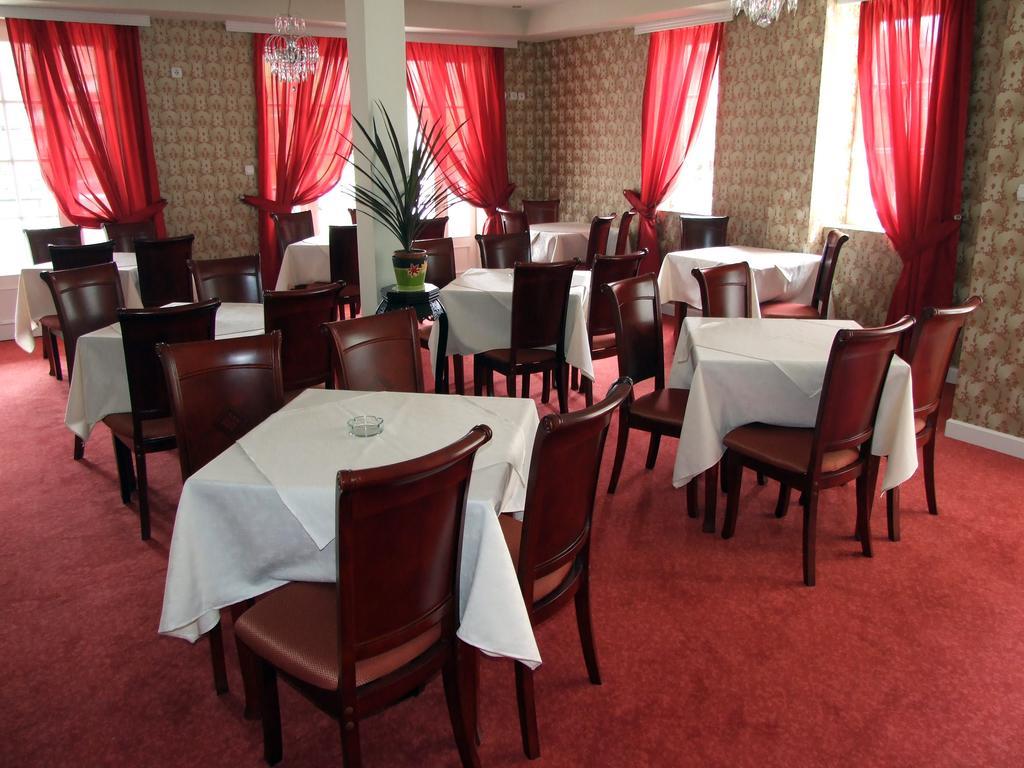 Hotel Kralj Vrnjačka Banja 외부 사진
